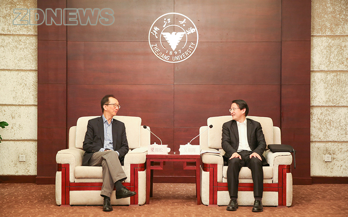 南丰集团董事长_董事长办公室图片(3)